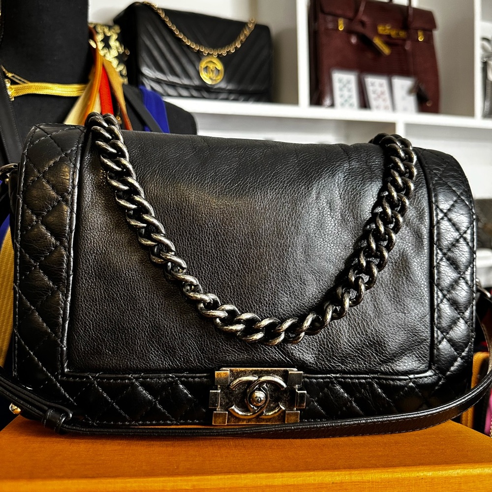 Chanel Leboy Reverse Soft leather Lambskin shoulder bag black